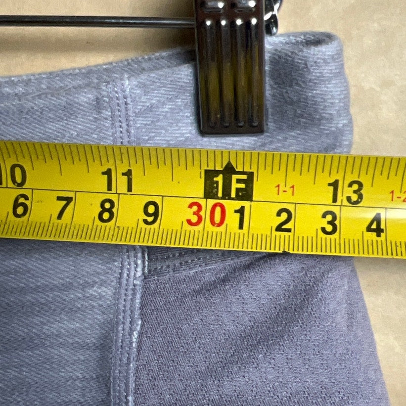 Lululemon Size 4 Women's Ride On Crop Activewear Pants Gray