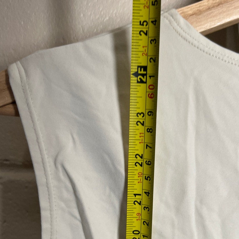 Patagonia Size large Women's Twist Front Sleeveless Top Geometric