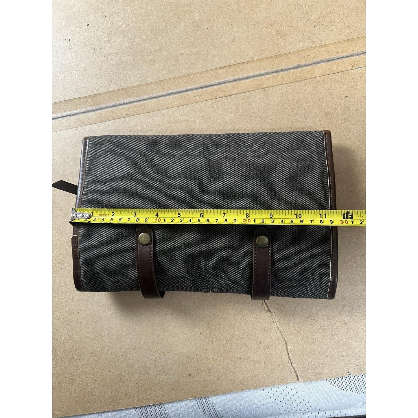 Buxton Clutch Mens Small Brown Canvas Faux Leather Lined Hanging Travel Kit