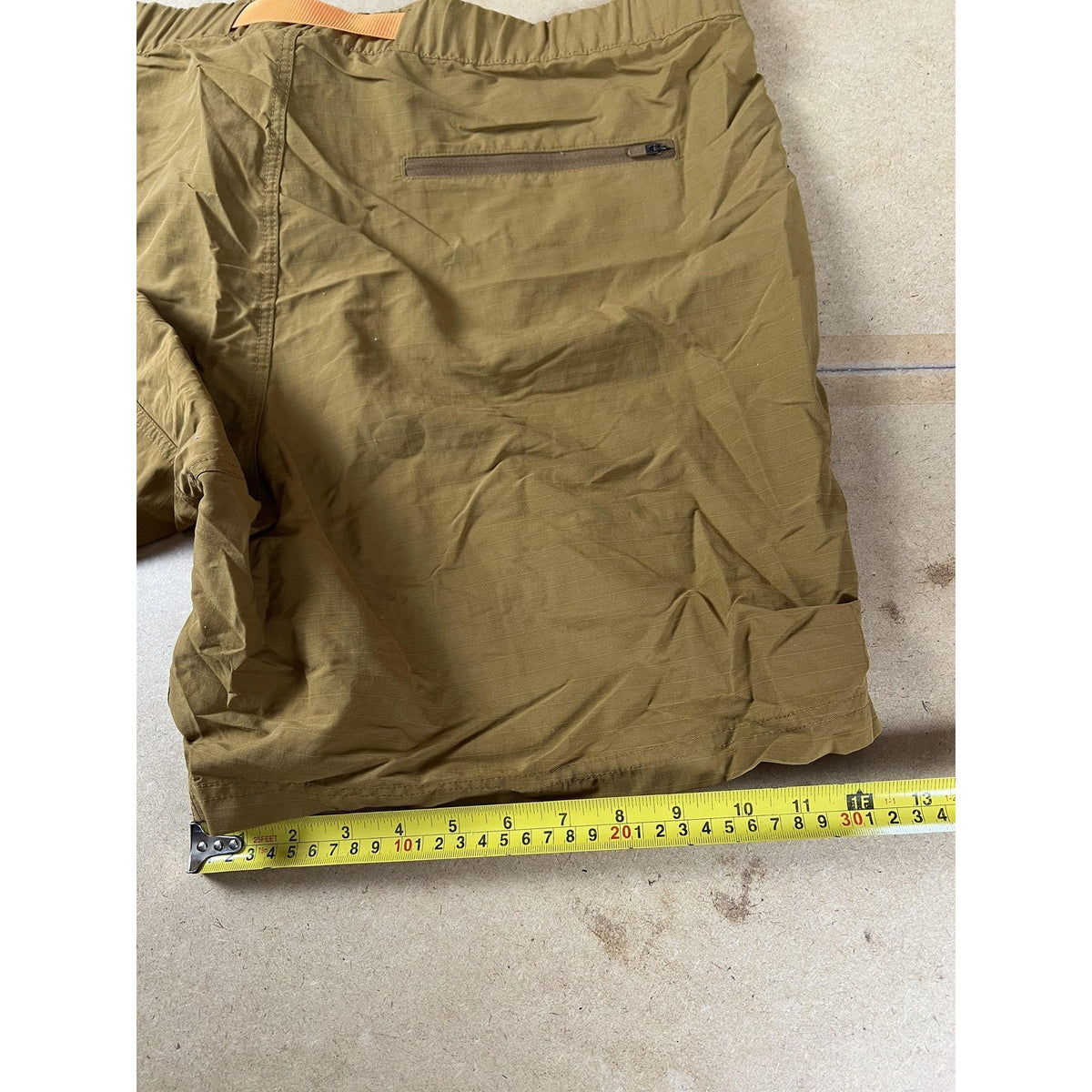 REI Co-op Mens XL Brown Athletic Shorts 38 Waist Adjustable Pull-On 7.5 Inseam