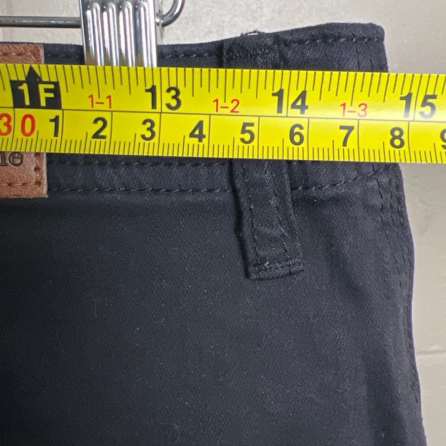 Bohme 22" Length Black NWT Button Skirt Size 29