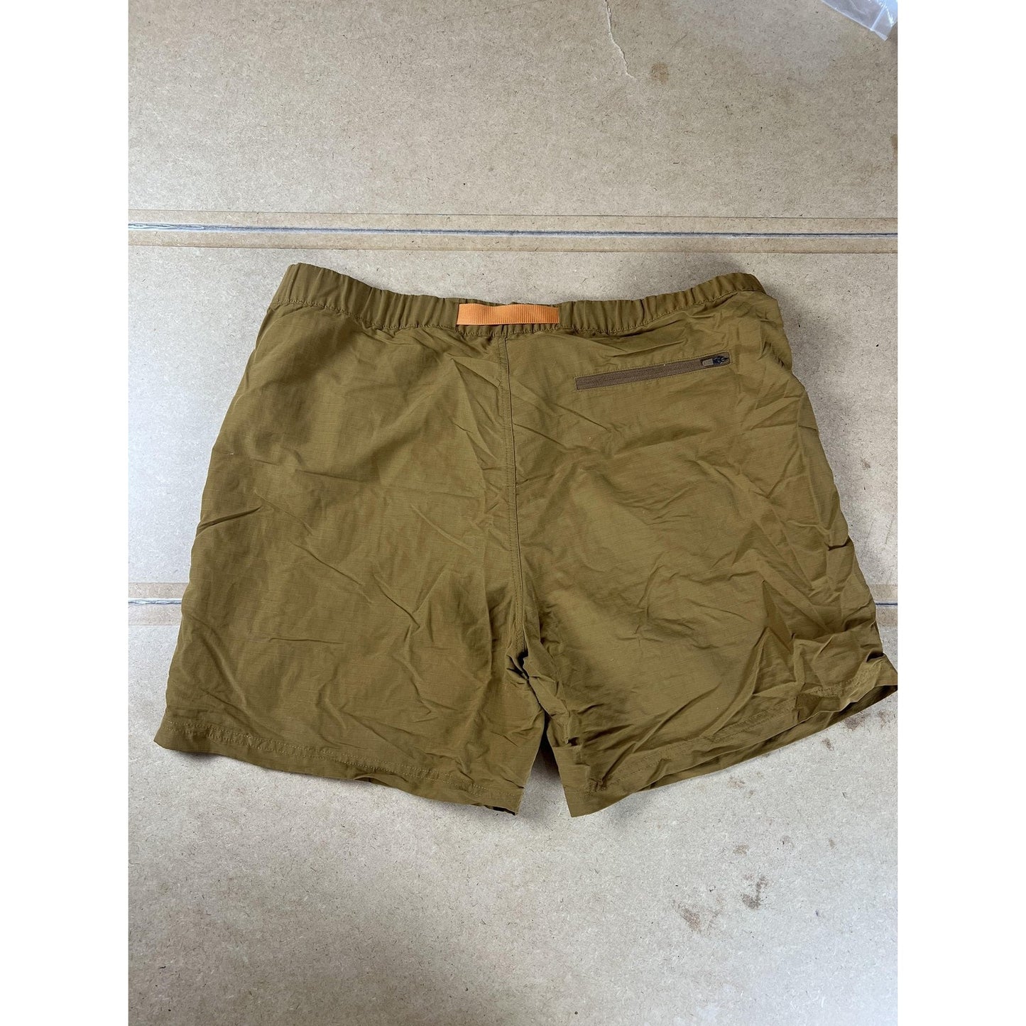 REI Co-op Mens XL Brown Athletic Shorts 38 Waist Adjustable Pull-On 7.5 Inseam