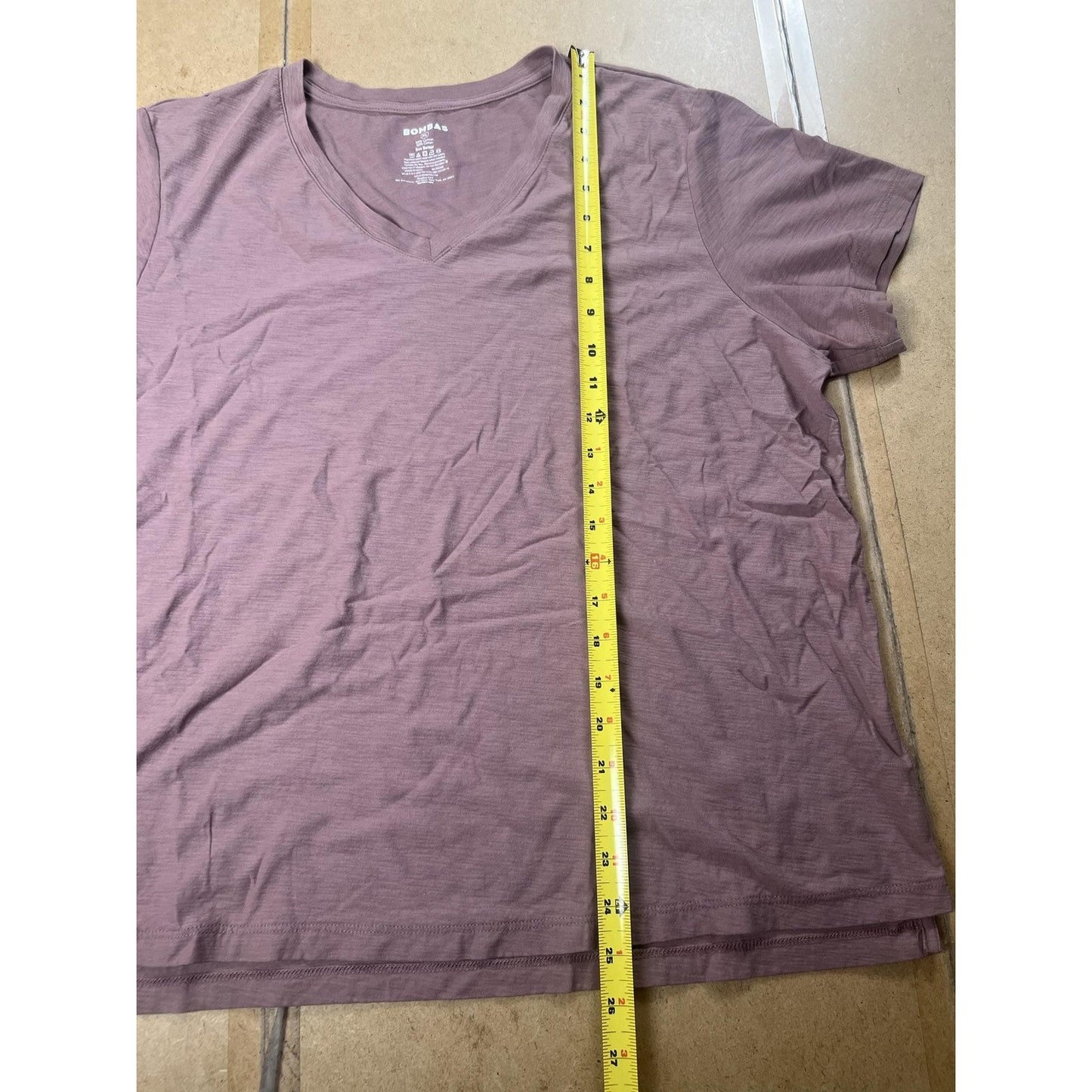 Bombas T-Shirt Womens XL Purple V-Neck 100% Cotton Lightweight Tagless