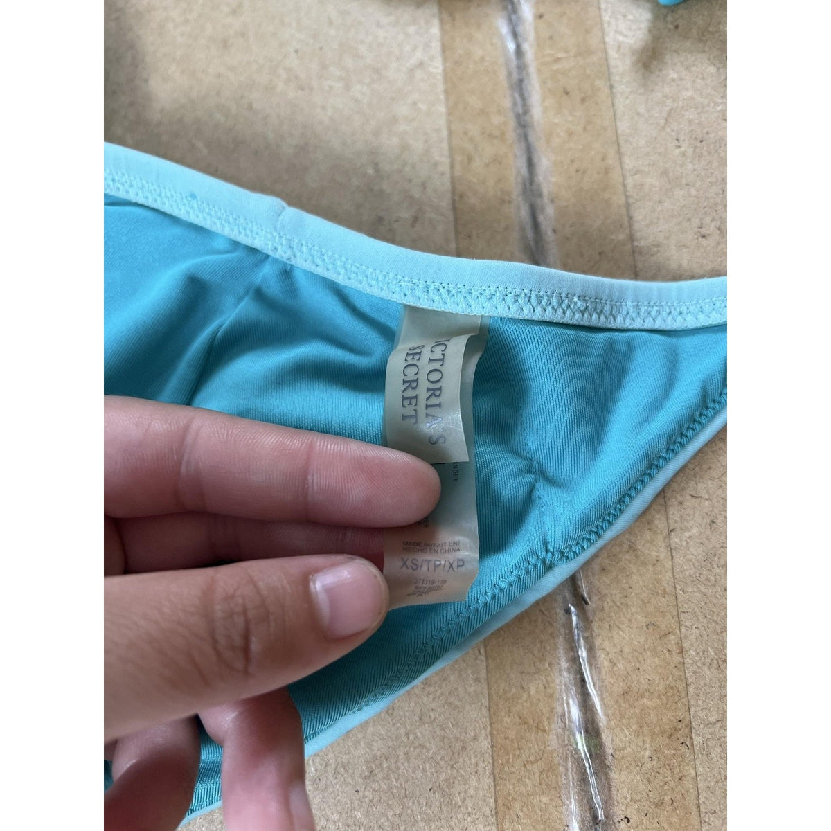 Victoria's Secret Swim Top Womens XS Blue Triangle Sequin Embroidered Lined