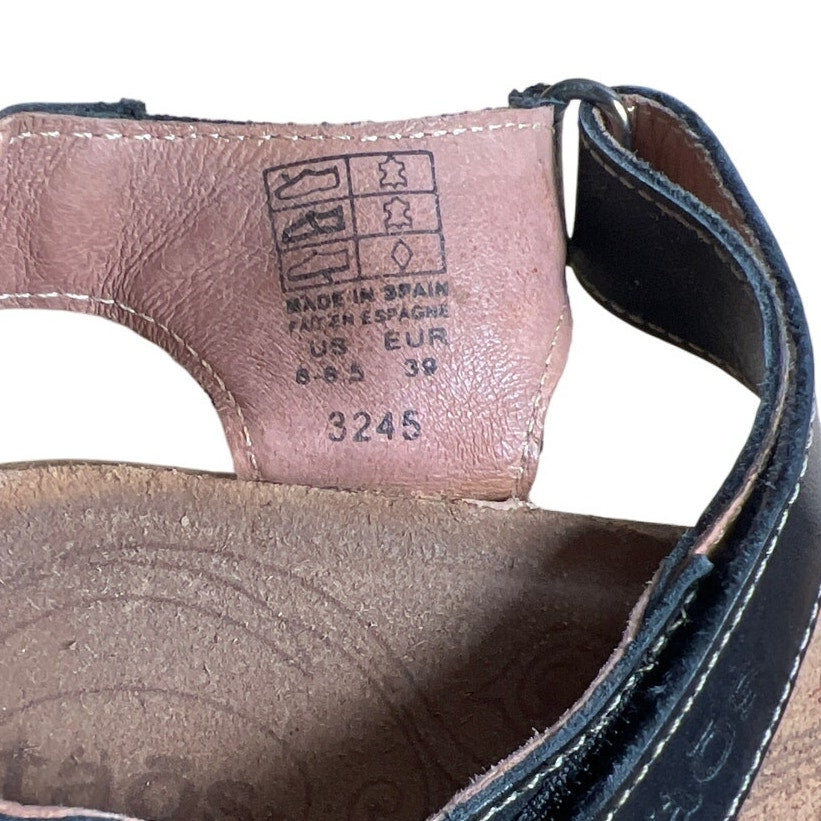 Taos Women’s Locke Sandal Black Size 8.5