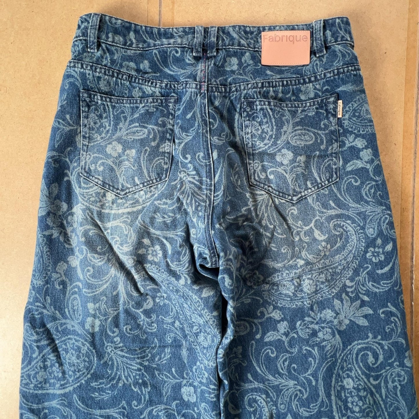 Rebekka Bach Pants Womens L Blue Paisley Denim Ankle Relaxed Pockets Zip Button