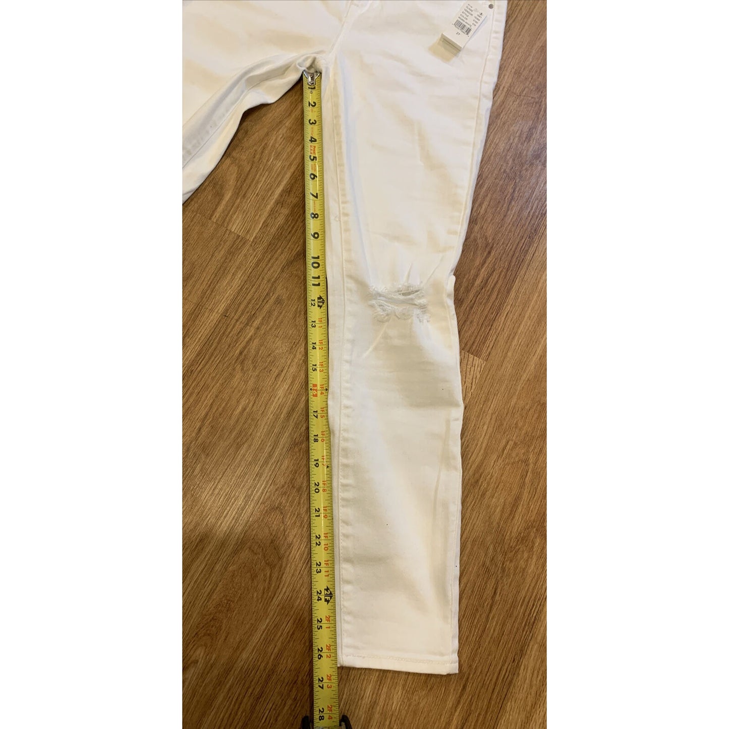 BULLHEAD DENIM CO. WORN WHITE RIPPED MID RISE SKINNIEST ANKLE JEANS NWT Size 27