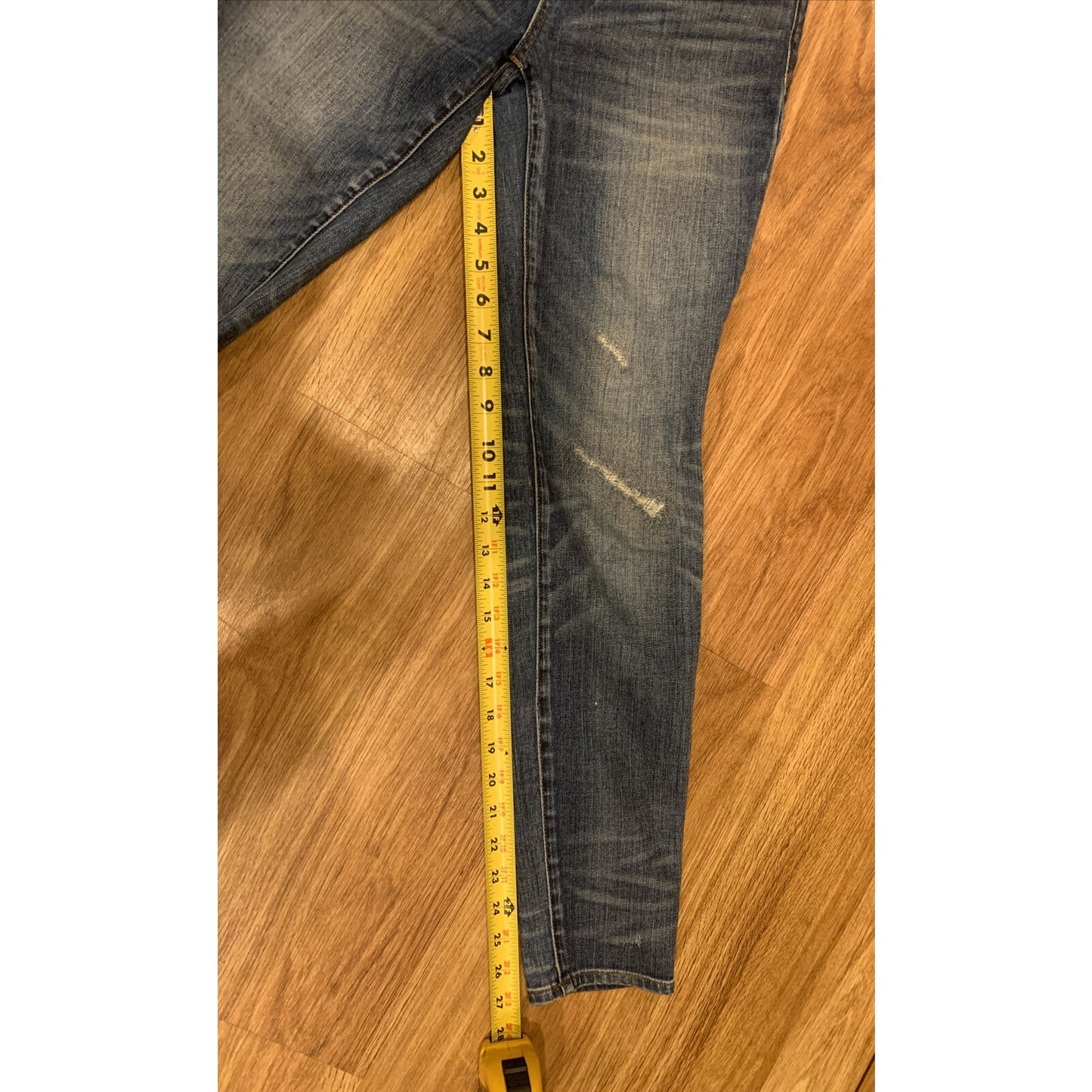 Madewell Size 26 Skinny Skinny Blue Jeans Patched Distressed Denim 26 - EUC