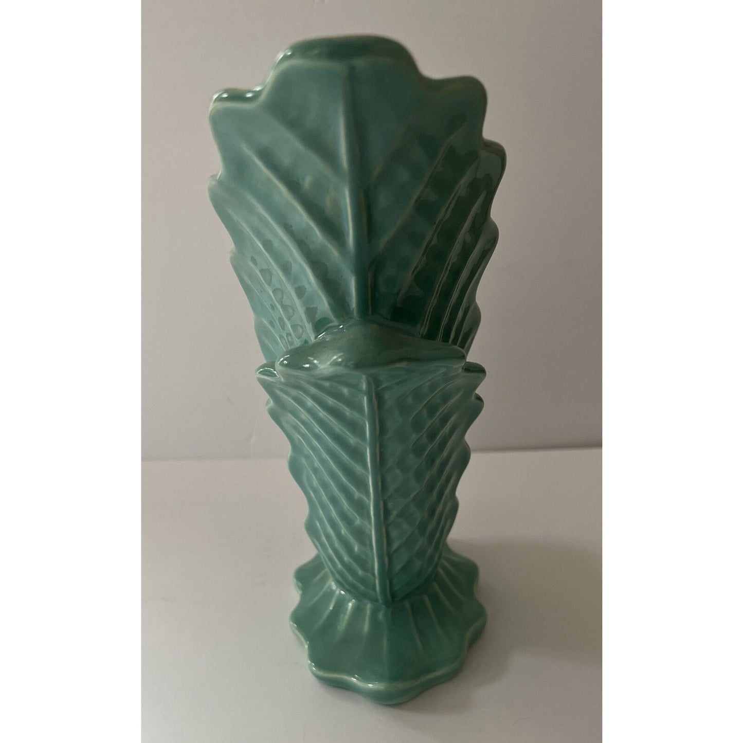 Vintage Redwing Vase, Shell Design, Green Glaze 4x7xH-10.5, Art Deco - EUC