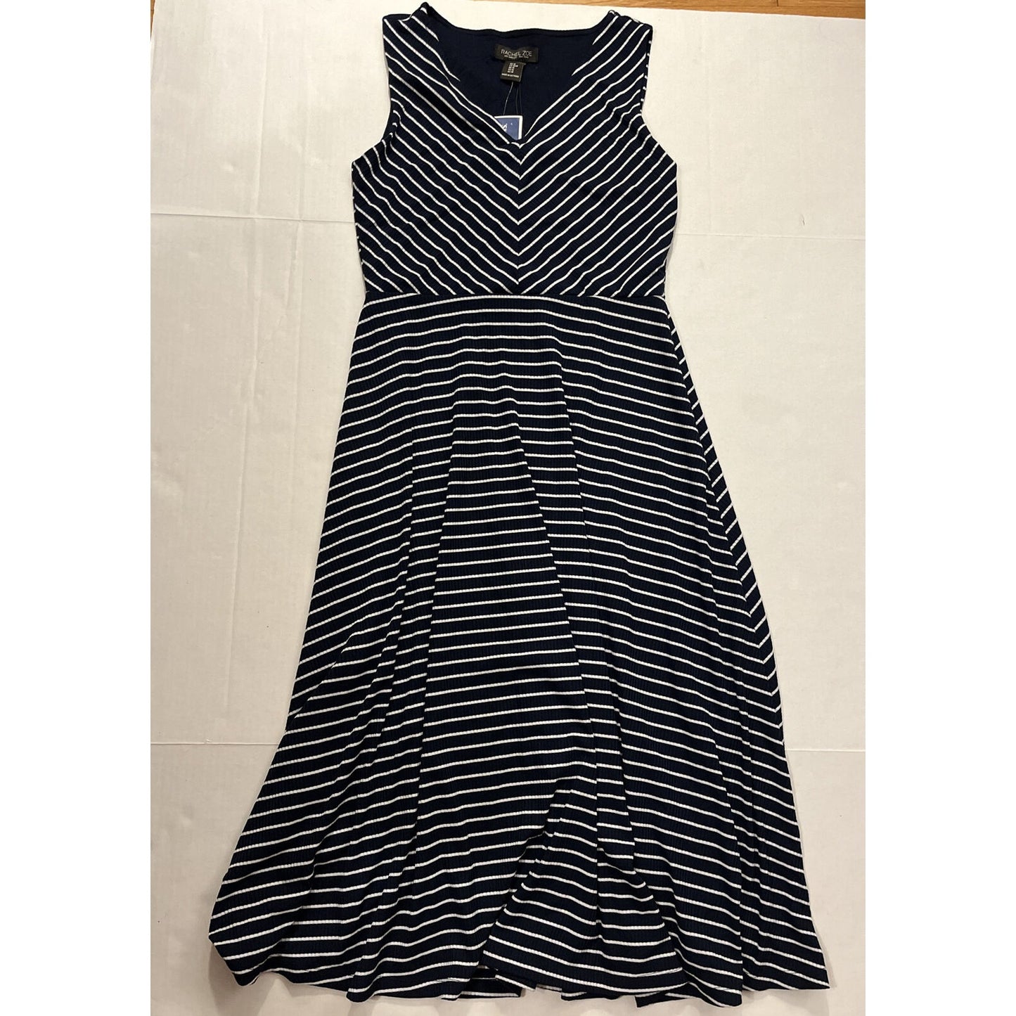 Rachel Zoe Midi Dress Navy Blue Chevron Striped V Neck Pockets Fit Flare M - NWT
