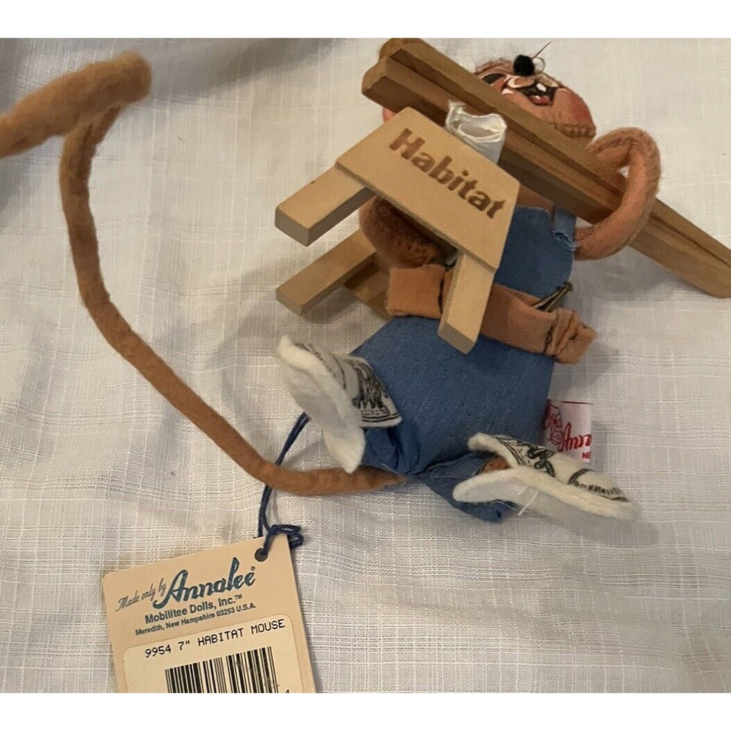 7 inch Annalee 1994 habitat construction mouse Nails Hammer Blue Print - NWT
